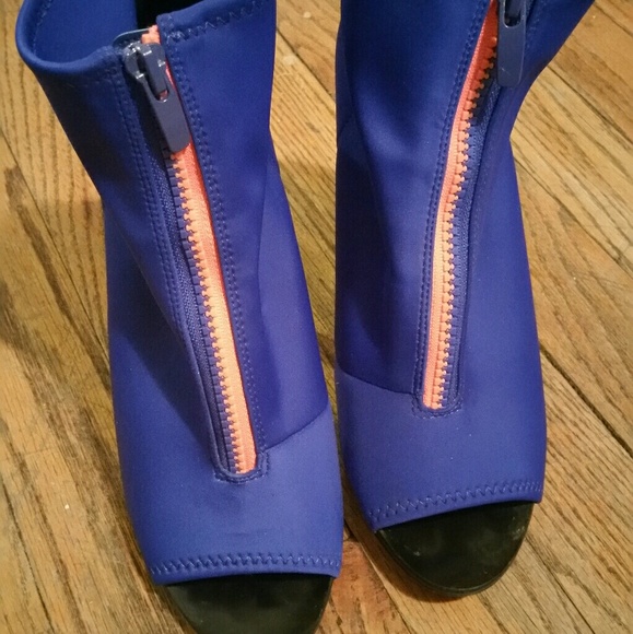 Aldo Shoes - Aldo Neoprene open toe heels